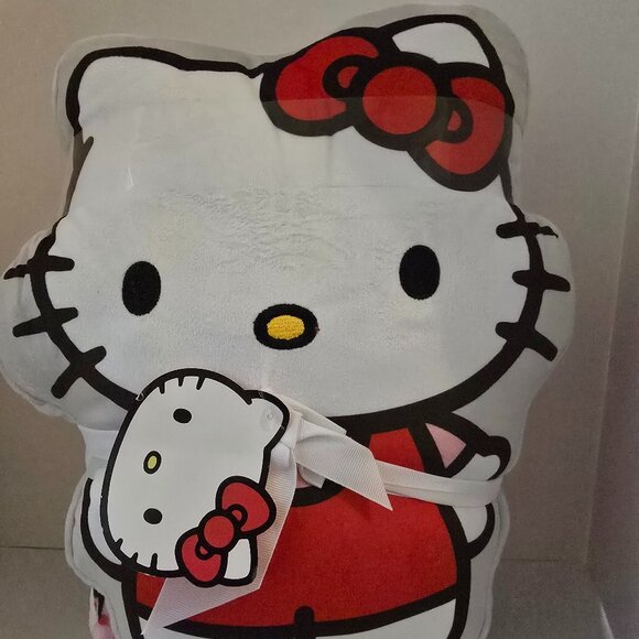 Sanrio Hello Kitty Pillow and Throw Set